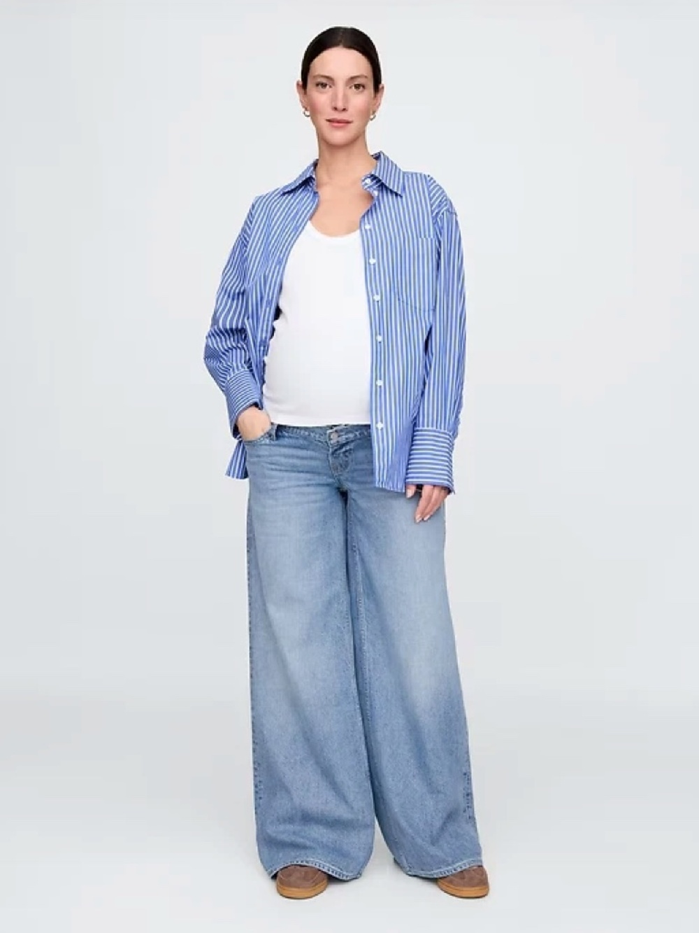 Gap Maternity True Waistband Full Panel UltraSoft Baggy Jeans in Light Denim